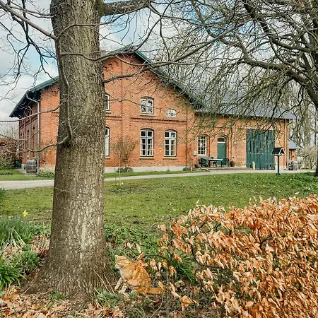 Apartament Historisches Meierei-loft Nur 50m Von Der Trave